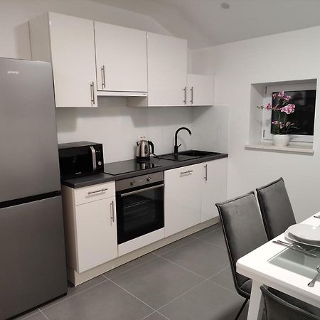 Mira 2 Apartman Zagvozd Kültér fotó