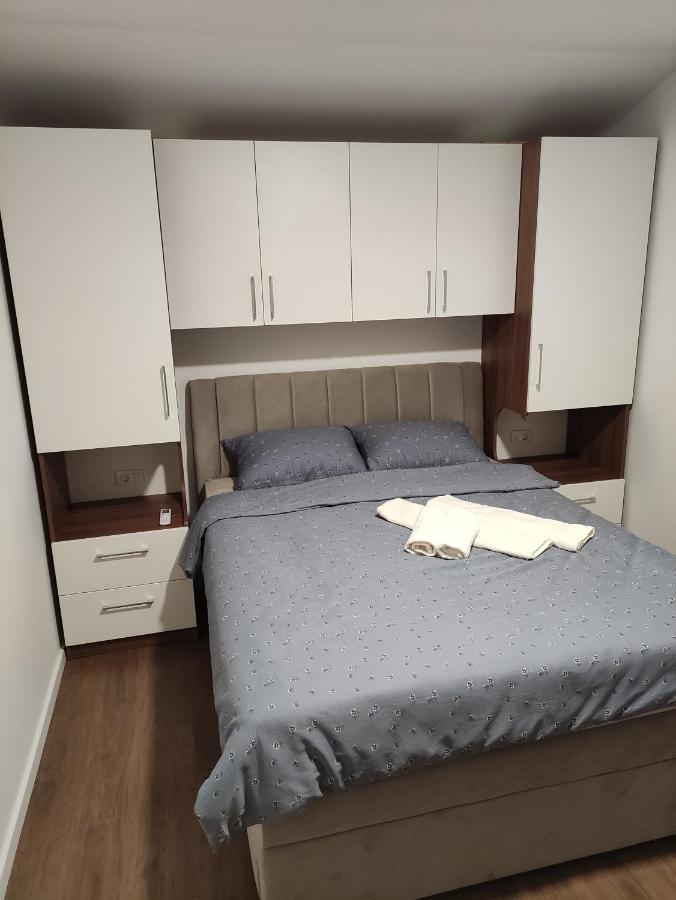 Mira 2 Apartman Zagvozd Kültér fotó