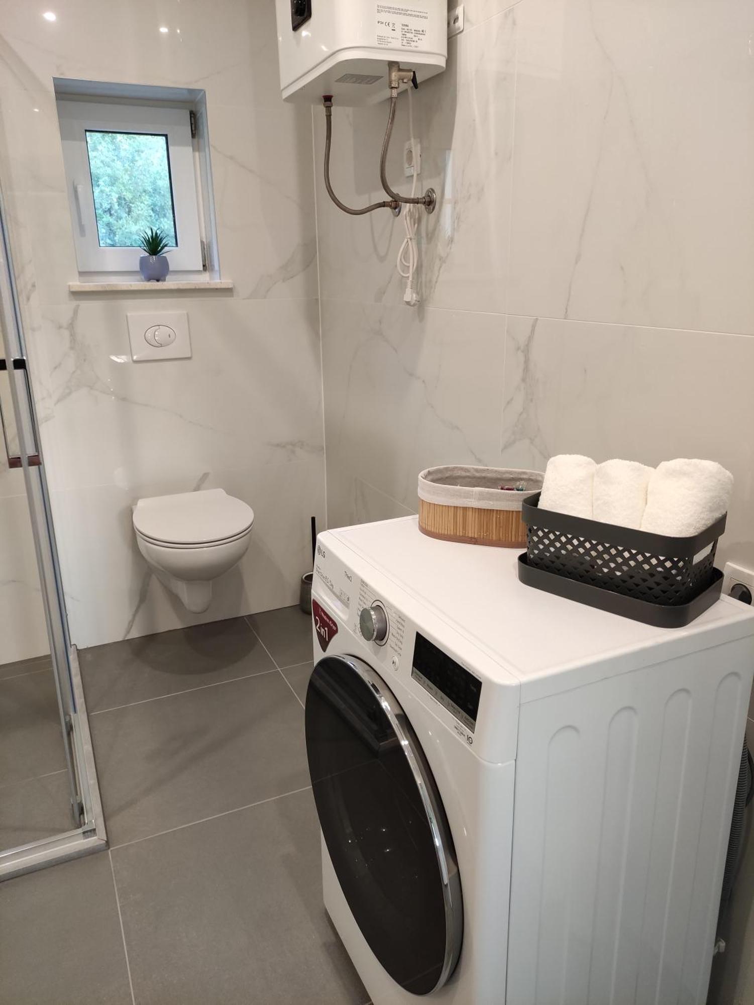 Mira 2 Apartman Zagvozd Kültér fotó
