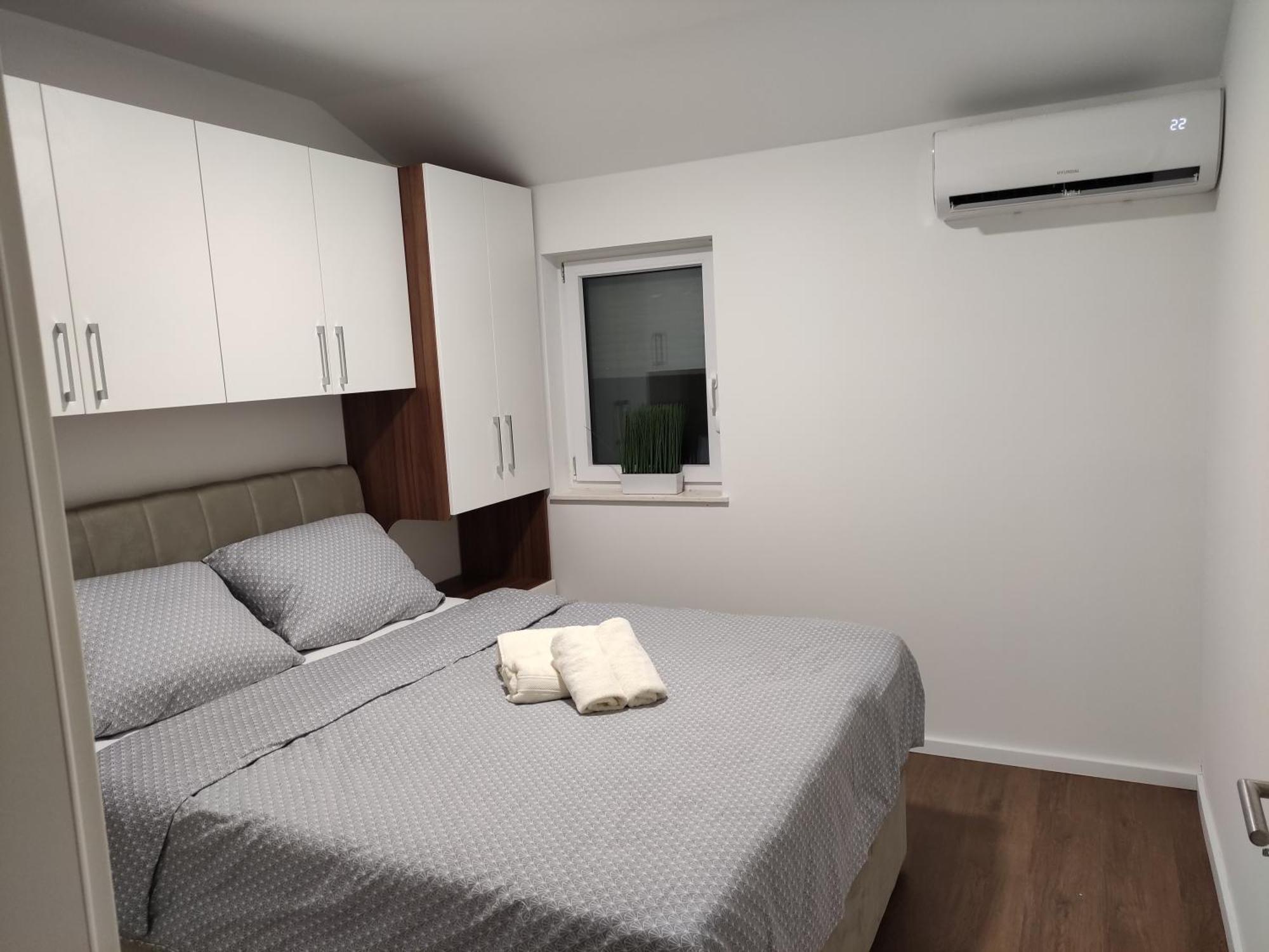 Mira 2 Apartman Zagvozd Kültér fotó